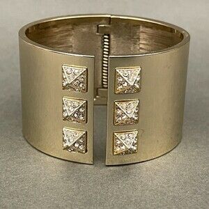 Victoria's Secret Gold-tone Rhinestones Women's Fashion Cuff Bracelet NWOT